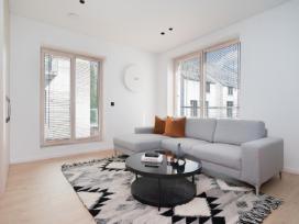 Stilinga kampinė sofa