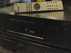 Onkyo c-7030 / CD mp3 dvd bluray
