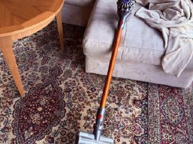 Dyson V8 siurblys su priedais