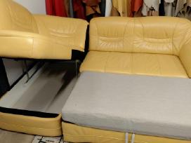 Naturalios odos kreminis kampas sofa-lova