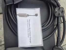 Naujas elektromobilio pakrovejas-stotele
