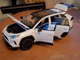 1:18 Toyota Rav4