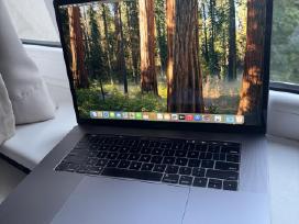 MacBook Pro 15 2018 32gb 1tb Vega 20 4gb