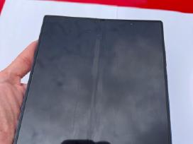 Parduodamas Samsung Galaxy Z Fold7, 1 TB.