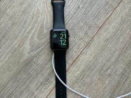 „Apple Watch Series 3“, 42 mm su įkrovikliu