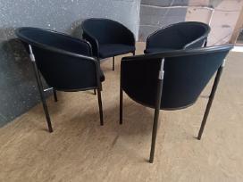 4 Danų Dizainerių Kėdės su Porankiais