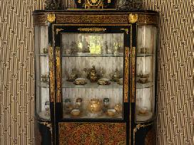 Boulle stiliaus vitrina