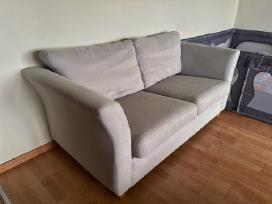 Dvivietė tvirta sofa