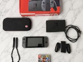 Nintendo Switch V2 Konsolė