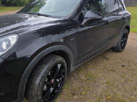 R 21 Porsche Cayenne ratai