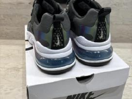 Nike Airmax 270 React 20
