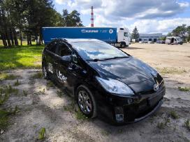 Nuomojamas Toyota Prius (Hibridas + Dujos)