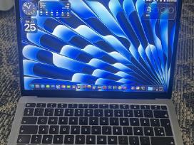 MacBook Air 13" 2020 M1