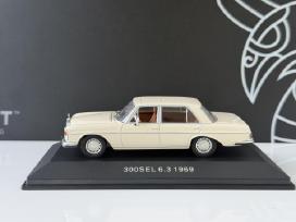Mercedes Benz 300 Sel 1:43