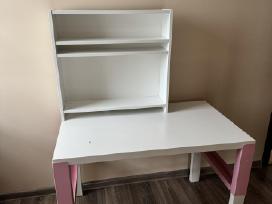 Ikea reguliuojamas stalas vaikui
