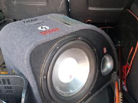 Subas aktyvus 1200 w ir 12 colių žemų dažnių2x180w