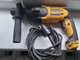 Dewalt perforatorius