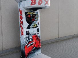 Arkade bokso mašina (bokso kriaušė).