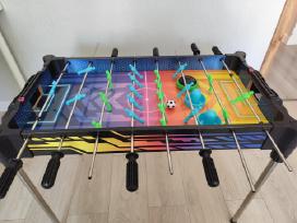 Futbolo-ledo ritulio stalas
