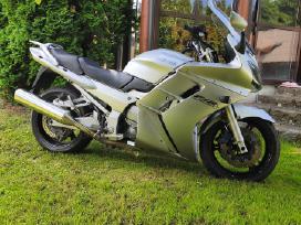 Parduodu Yamaha motocikla