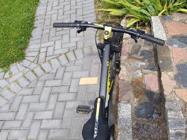 Cube dviratis Acid race 260