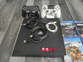 Parduodamas Playstation 4 Pro
