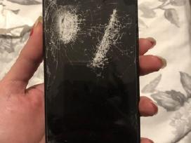 Pirksiu sudaužytas/neveikanti telefona