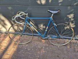 Kharkov Xb3 1986 m. retro plento dviratis