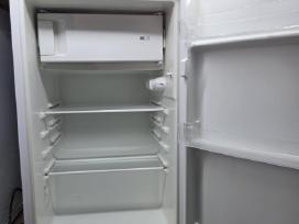 Šaldytuvai su šaldimo kamera ir be kameros.