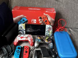 Nintendo Switch V2 + 4 pultai +Dock + Dėžė+dėklas