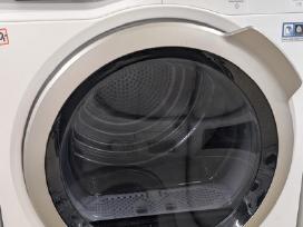 Rūbų džiovyklė " Aeg 8000 serija"