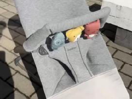 Vaikiškas Babybjorn gultukas su žaisliukais