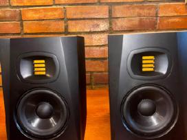 Adam studio t5v