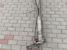 Parduodama sprinterio lingė ir priekabos ašis