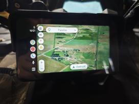 Moto Android auto/apple carplay belaidis ekranas