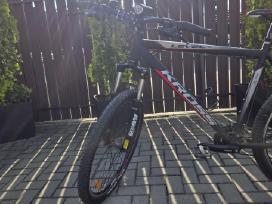 Kross Level A2 kalnų dviratis (MTB)