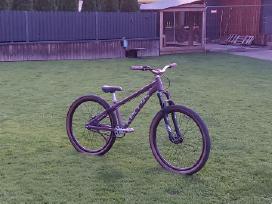 Dirt jumper/mainau