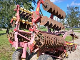 Parduodamas Vaderstad Carrier skutikas