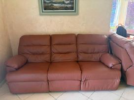 Ruda 2 ir 3 dalių odinė sofa
