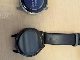 Garmin vivoactive 4S dalimis.