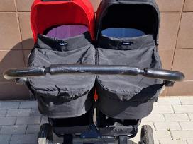 Emmaljunga vežimas dvynukams arba pametinukams.