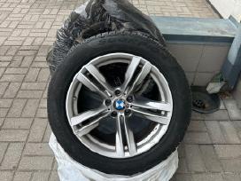 Bmw X5 M originalūs ratlankiai su padangom