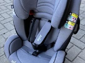 Automobilinė kėdutė Joie su Isofix.