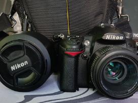 Nikon d7000 + 50 mm f/1.8g + 85 mm f/1.8g