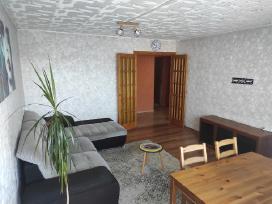Nuomojamas 4 kambarių butas