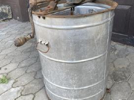 Medaus sukimo centrifuga