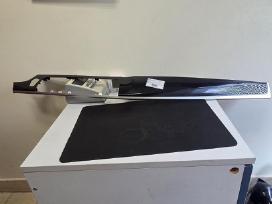 Bmw f11/f10 centrinė apdailos juosta