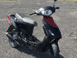 Parduodu motoroleri nesikuria