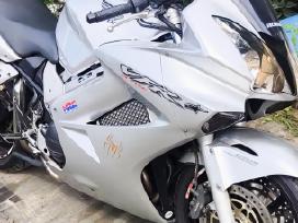 Parduodu VFR 800