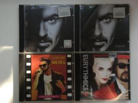 Grupių ir atlikėjų CD.